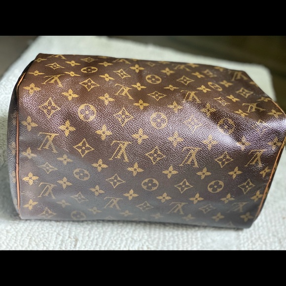 Louis Vuitton Speedy 30 Monogram - Picture 10 of 16